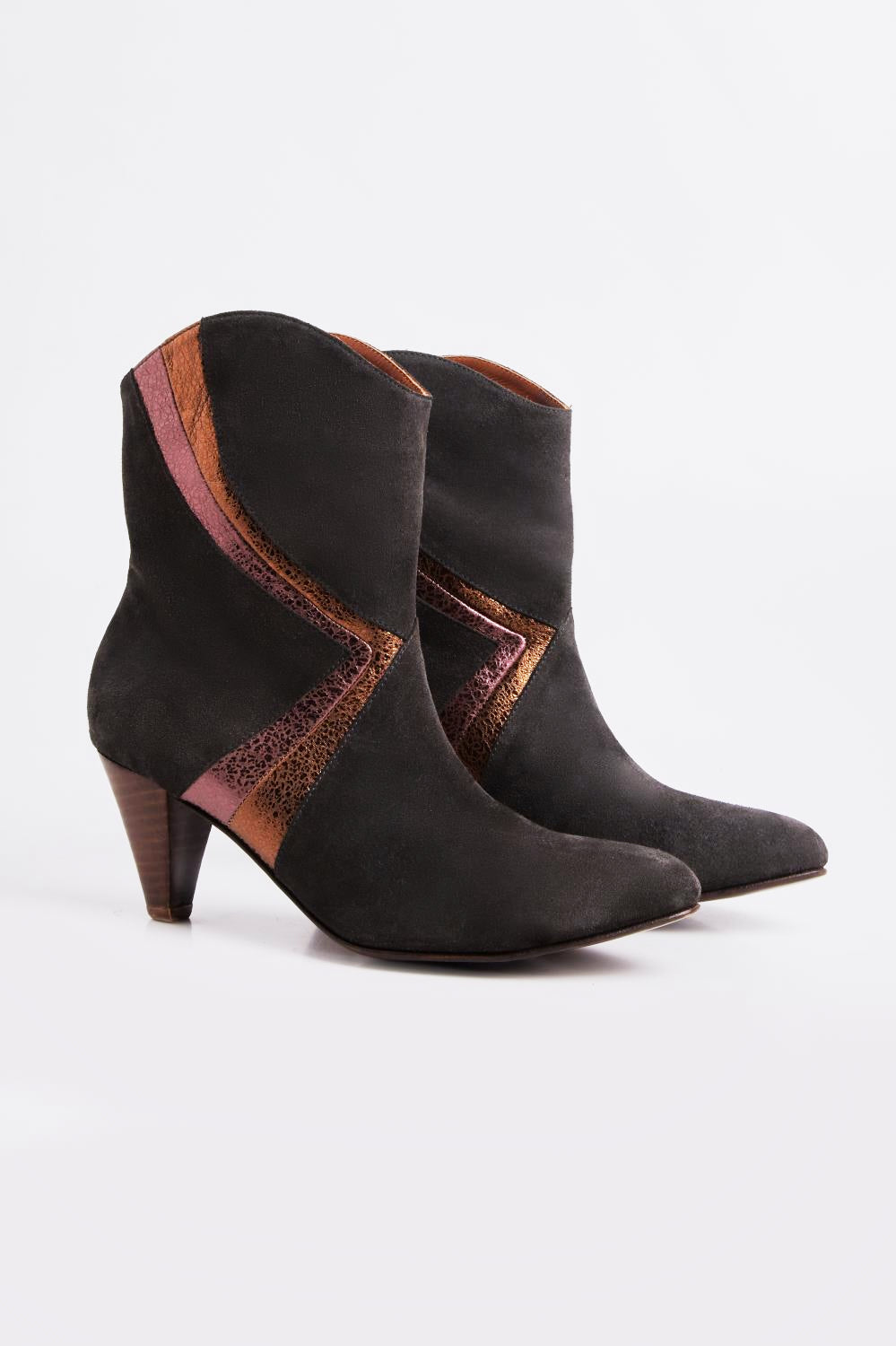 Bota Niji