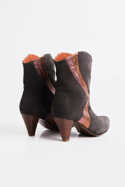 Bota Niji