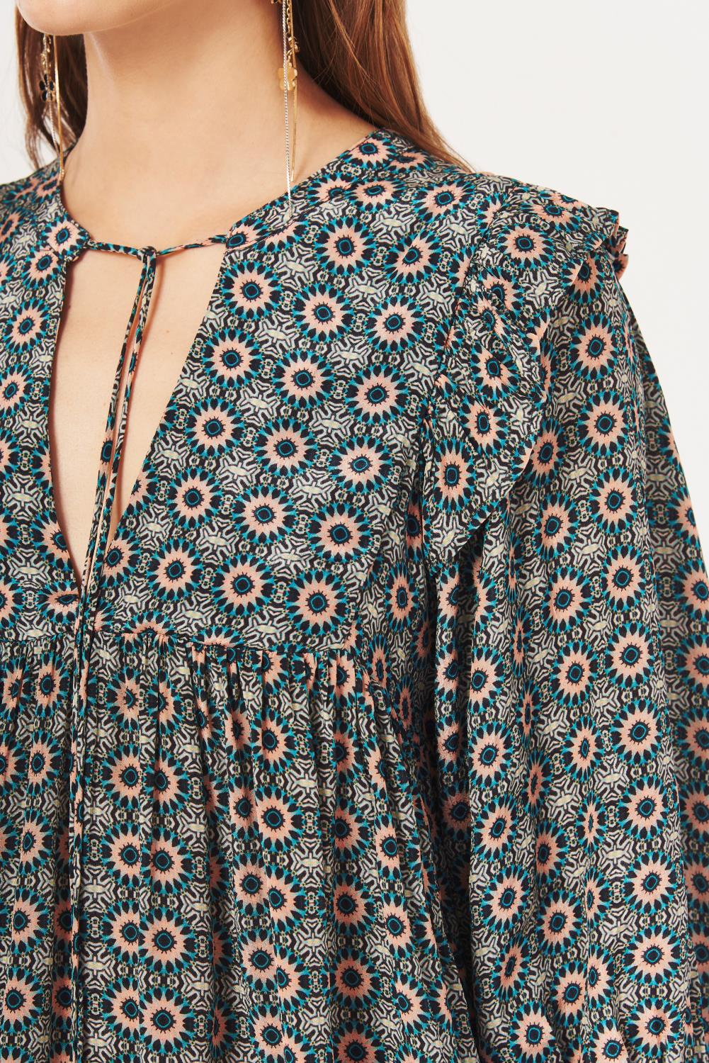 Camisa Osaka Kiku